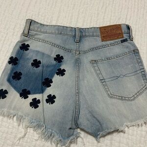High waisted lucky brand size 6/28 good condition